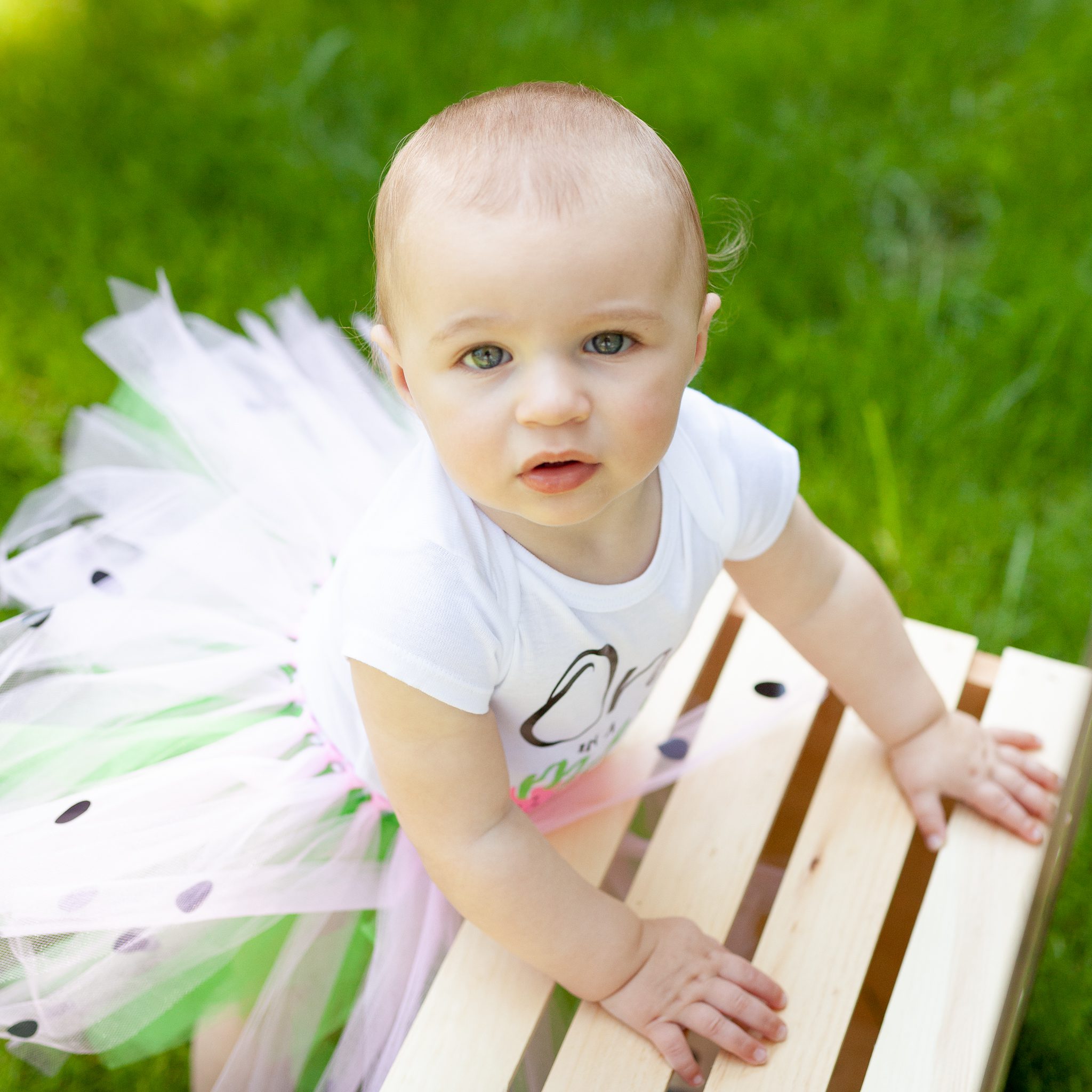 Your one-year-old photo session will give you a chance to capture this special stage in your baby's life.